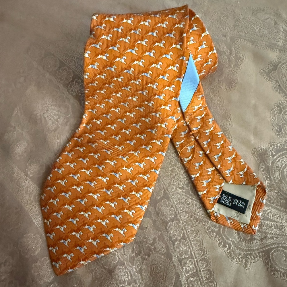 Salvatore Ferragamo Mens Orange Silk Tie - Picture 2 of 7